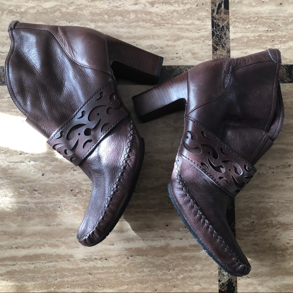Women's Brown Leather Mid-Heel Ankle Boots